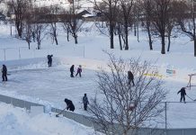 В Бошняково лёд искрится